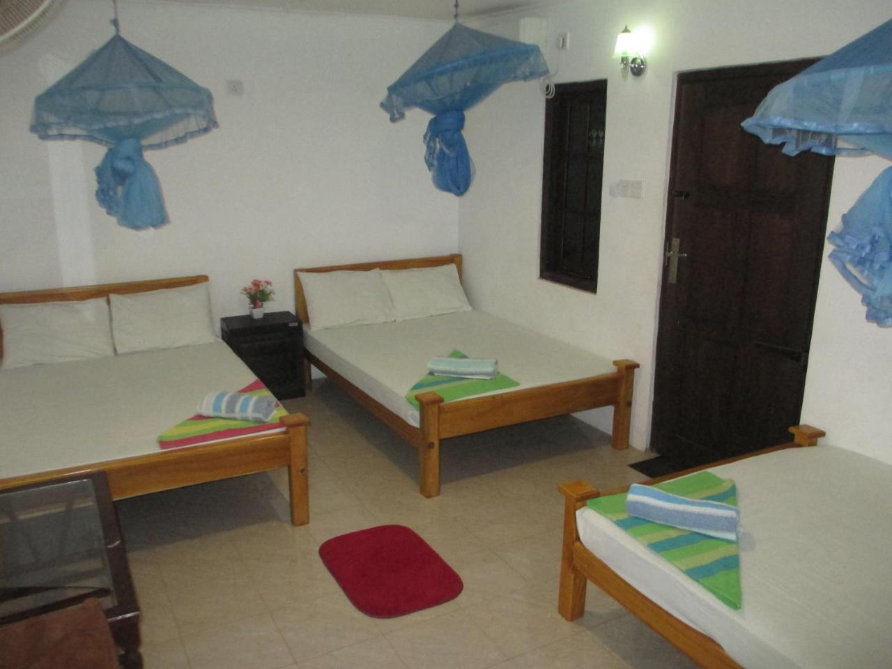 Uppuveli Beach House Trincomalee Dış mekan fotoğraf